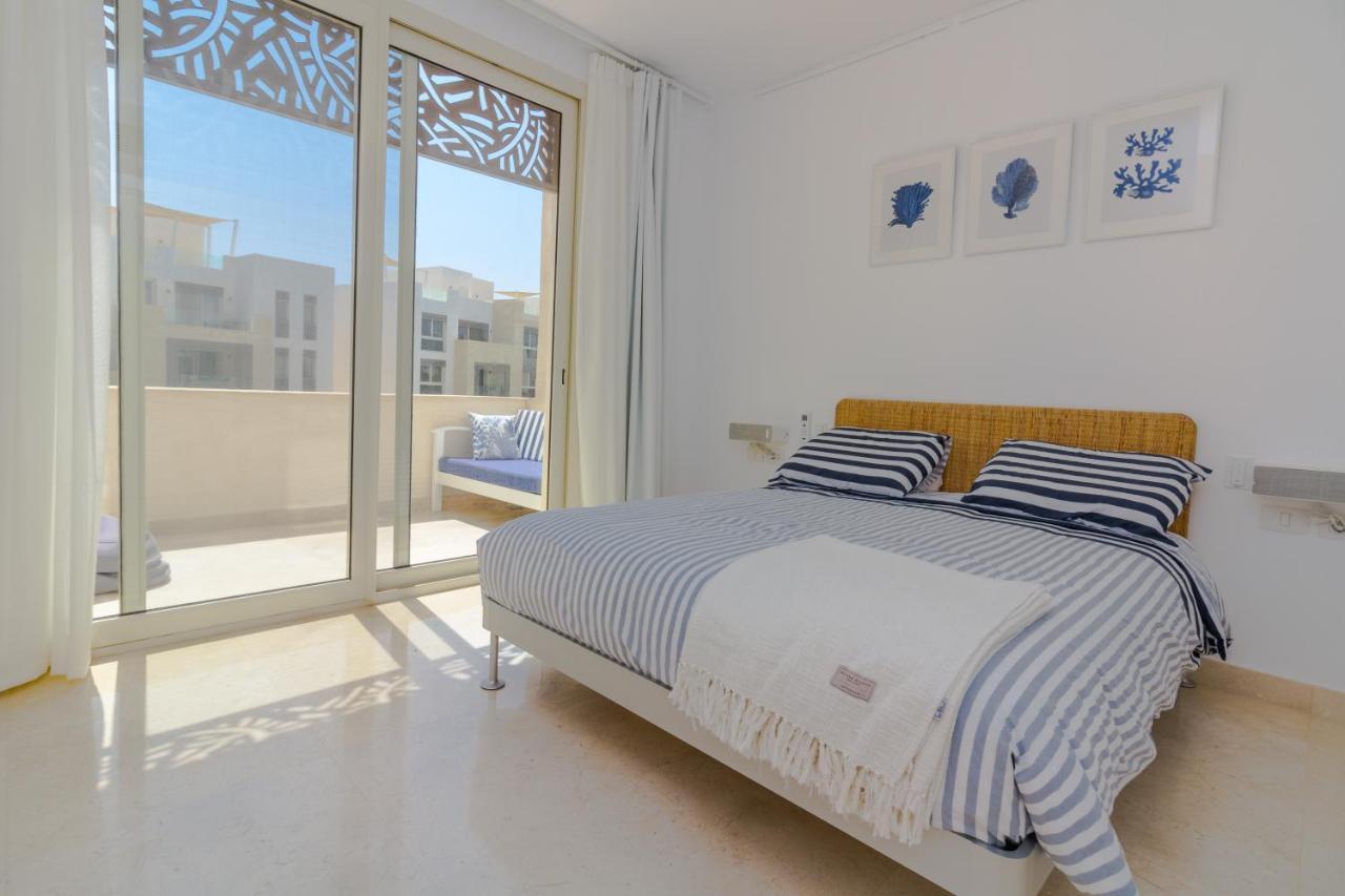 Ollystays Mangroovy Seaview 1Br Beach And Pool Free Access Hurghada Bagian luar foto