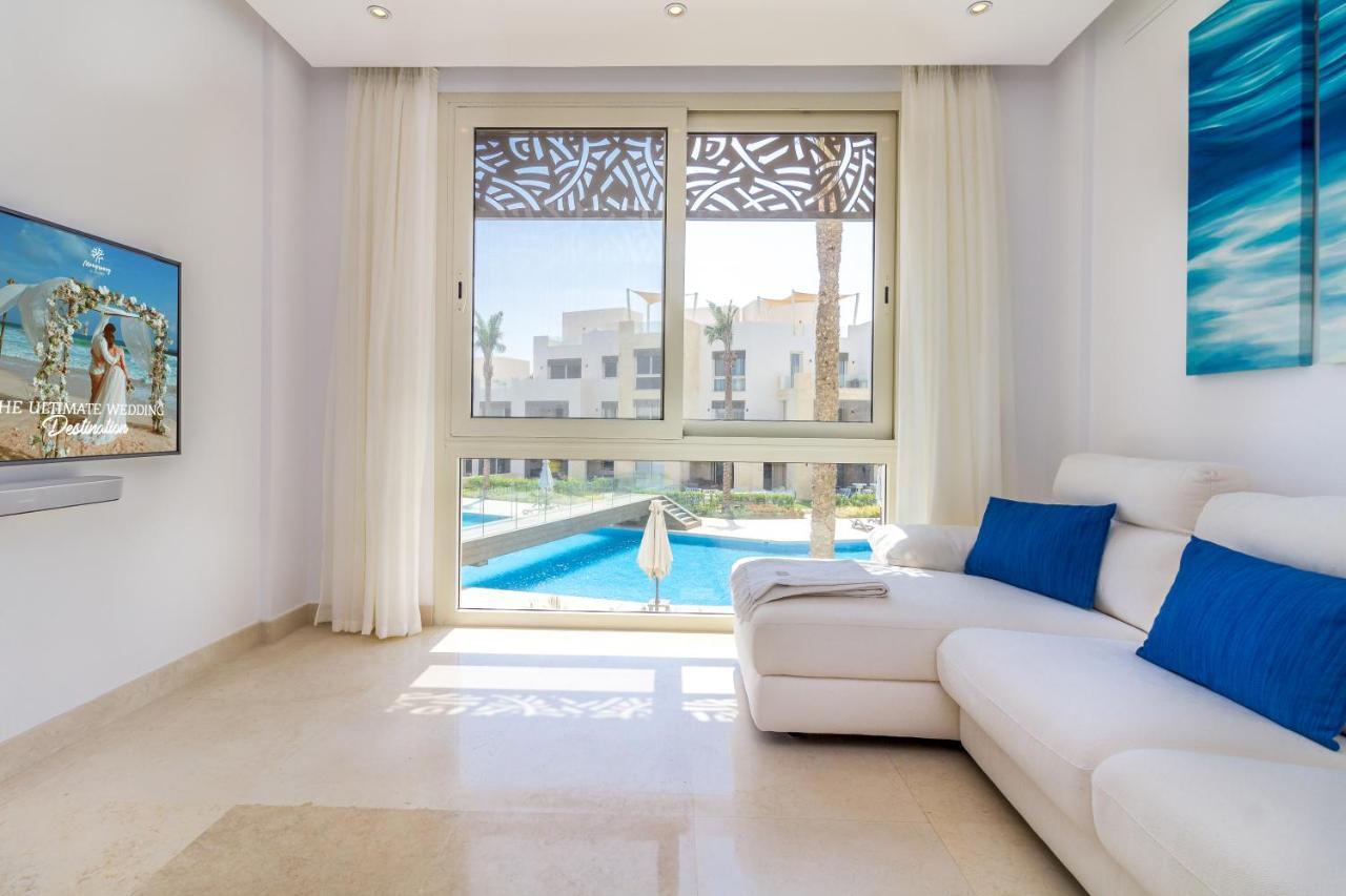 Ollystays Mangroovy Seaview 1Br Beach And Pool Free Access Hurghada Bagian luar foto